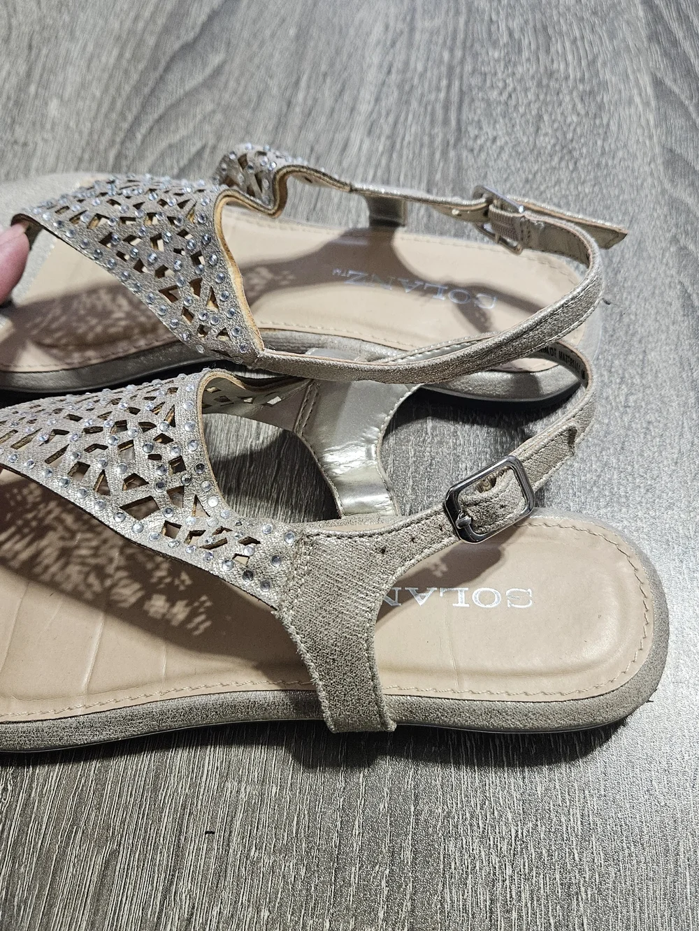 SOLANZ Champagne Gold Rhinestone Laser Cut Slingback Sandals - Size 7 - Picture 4 of 6